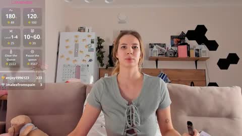 Ms ForYOU online show from 11/17/25, 04:57