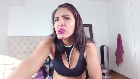 Snapshot of ms_freya chatting on 07/15/26, 05:34 Freya online show from 07/15/26, 05:34