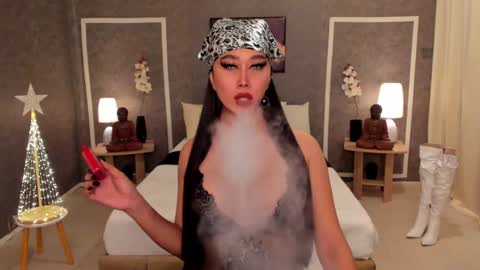 Evon online show from 12/08/24, 01:58