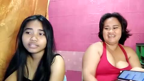 Snapshot of ms_nathalie chatting on 05/21/26, 06:04 Nathalie online show from 05/21/26, 06:04