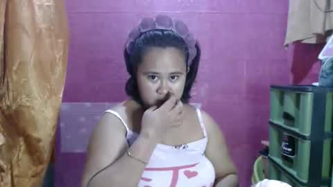 Snapshot of ms_nathalie chatting on 06/04/26, 09:37 Nathalie online show from 06/04/26, 09:37