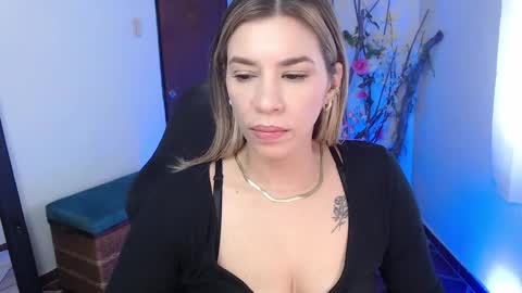 Sofia online show from 11/10/25, 03:11