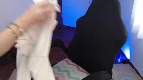 Sofia online show from 03/19/26, 05:39