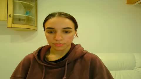 ms_sophiee online show from 01/22/25, 05:38