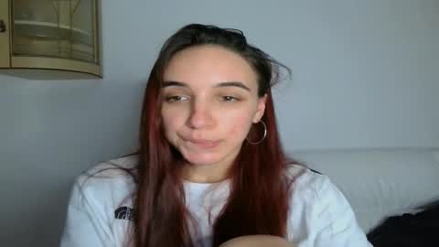 ms_sophiee online show from 03/12/25, 10:17