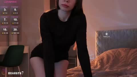 Snapshot of msaura chatting on 04/24/26, 04:59 Svetlana online show from 04/24/26, 04:59