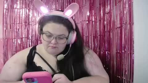 Snapshot of mscamirose15 chatting on 10/10/25, 06:40 Ms. Cami Rose online show from 10/10/25, 06:40