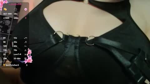 Noora Saetr online show from 09/23/25, 01:52