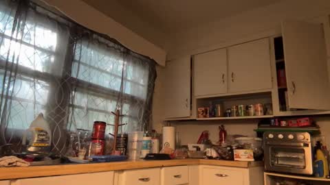 mskitty000 online show from 09/15/25, 09:37