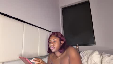 mskitty000 online show from 01/09/26, 07:44