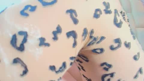 FERNANDA 3 online show from 11/28/25, 03:20