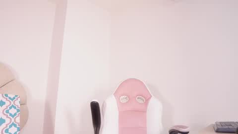 Manuela  online show from 10/28/25, 03:10