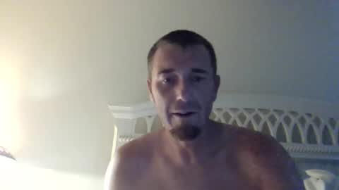Snapshot of mst_198569 chatting on 03/23/26, 10:47 mst_198569 online show from 03/23/26, 10:47