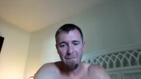 Snapshot of mst_198569 chatting on 04/28/26, 09:42 mst_198569 online show from 04/28/26, 09:42