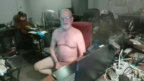 Snapshot of mt2much chatting on 02/05/26, 06:29 mt2much online show from 02/05/26, 06:29