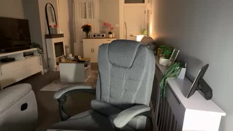 Snapshot of mtb1697 chatting on 11/02/25, 11:40 mtb1697 online show from 11/02/25, 11:40