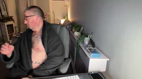 Snapshot of mtb1697 chatting on 11/30/25, 11:20 mtb1697 online show from 11/30/25, 11:20