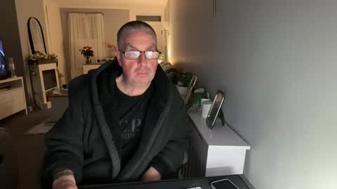 Snapshot of mtb1697 chatting on 01/18/26, 11:19 mtb1697 online show from 01/18/26, 11:19