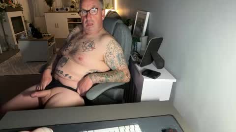 Snapshot of mtb1697 chatting on 06/02/26, 10:45 mtb1697 online show from 06/02/26, 10:45