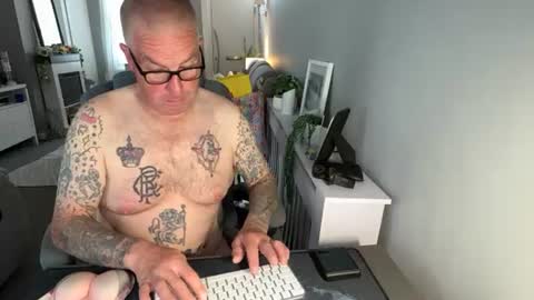 Snapshot of mtb1697 chatting on 06/22/26, 06:43 mtb1697 online show from 06/22/26, 06:43