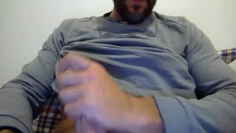 Snapshot of mtmaxtraining chatting on 10/14/25, 11:38 mtmaxtraining online show from 10/14/25, 11:38