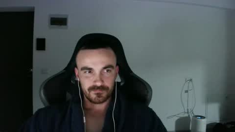 Victor online show from 02/02/25, 04:11