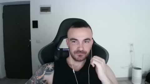 Victor online show from 02/18/25, 07:32