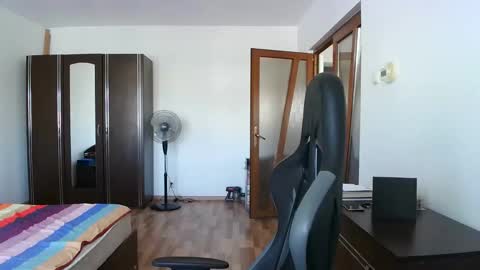 Victor online show from 09/23/25, 09:34