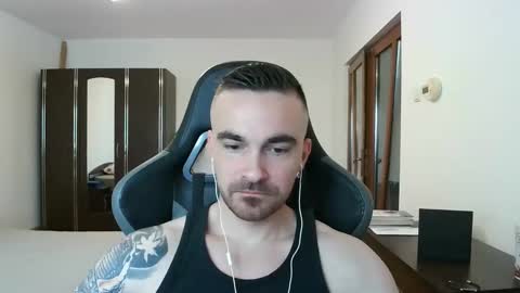 Victor online show from 12/21/25, 09:05