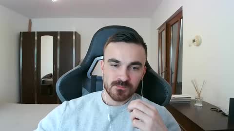 Victor online show from 02/20/26, 01:55