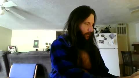 Snapshot of mudge chatting on 01/21/25, 02:48 Mudge online show from 01/21/25, 02:48