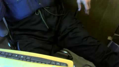 Snapshot of muller520 chatting on 05/12/26, 04:26 muller520 online show from 05/12/26, 04:26