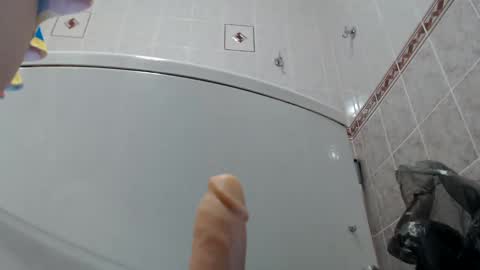 Snapshot of mullty chatting on 01/03/25, 02:43 Mullty online show from 01/03/25, 02:43