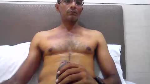Snapshot of mumbaimonster8inch chatting on 06/08/26, 12:16 rajesh engineer online show from 06/08/26, 12:16
