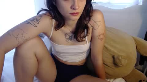   online show from 12/18/25, 04:35