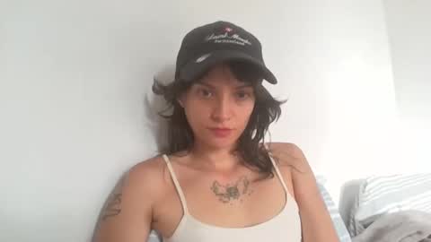 Snapshot of munchi_ chatting on 06/09/26, 07:03 online show from 06/09/26, 07:03