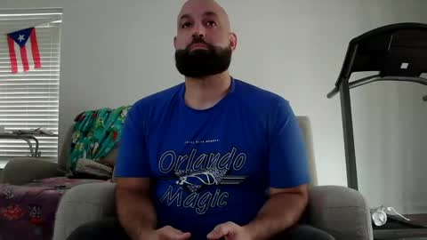 Bearded online show from 03/12/26, 06:47