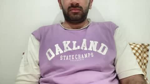 munnabobby2008 online show from 01/13/25, 05:23