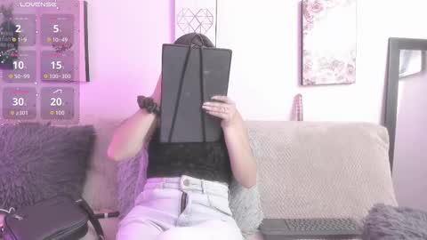 muriell_69 online show from 09/14/25, 07:35