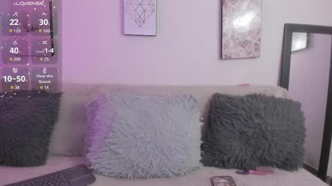 muriell_69 online show from 09/25/25, 10:46