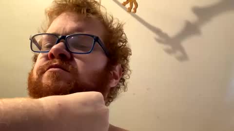 Snapshot of murtyg chatting on 01/18/26, 07:39 murtyg online show from 01/18/26, 07:39