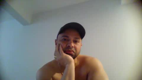 Cool Traveler online show from 03/23/26, 06:01