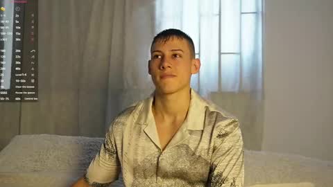 muscle_king_cum online show from 11/17/25, 08:14