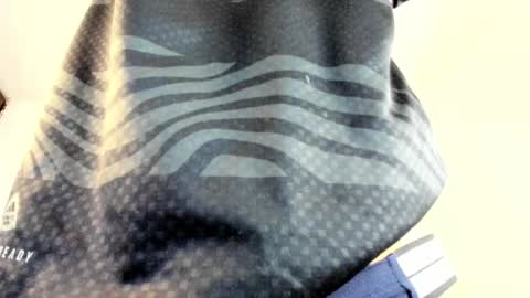 Muscle Man online show from 11/25/25, 01:16