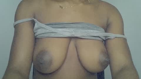 muscle_queen0 online show from 02/22/26, 09:13