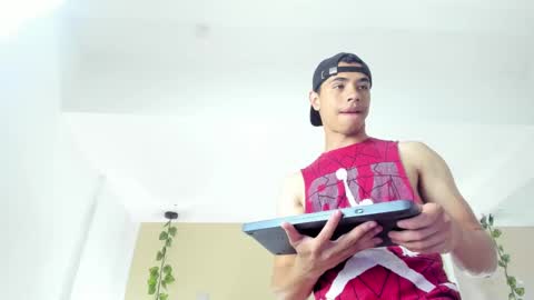 muscle scott online show from 09/26/25, 12:20