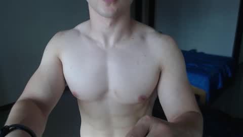 Everet online show from 10/22/25, 06:02