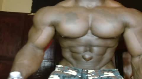 Snapshot of musclegodsammy23 chatting on 06/23/26, 04:16 musclegod23 online show from 06/23/26, 04:16