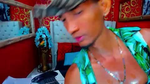 Snapshot of musclepein chatting on 02/05/26, 12:04 musclepein online show from 02/05/26, 12:04