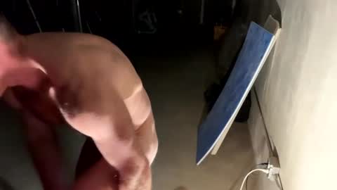 Snapshot of muscleundies chatting on 12/11/24, 12:02 muscleundies online show from 12/11/24, 12:02